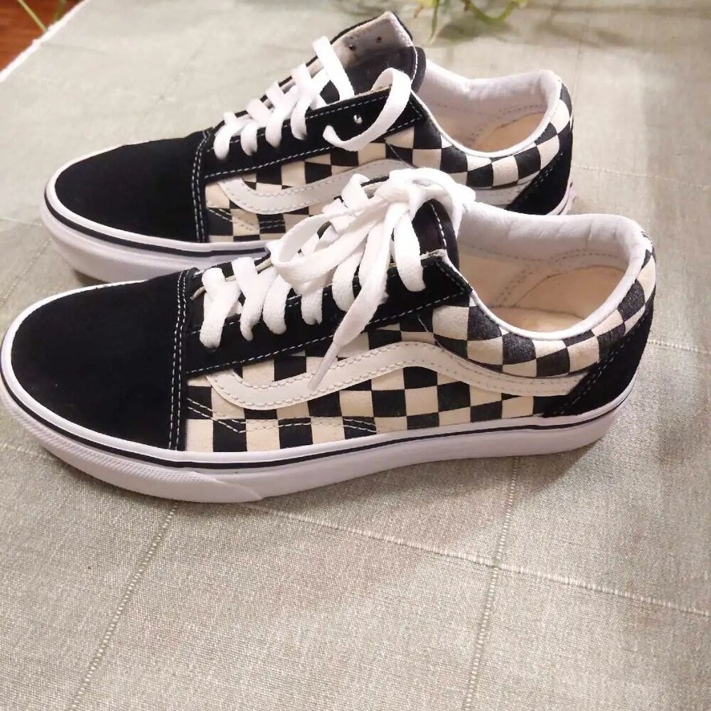 Unisex Vans Old Skool Checkerboard Skate Shoe - Size 7W 5.5M